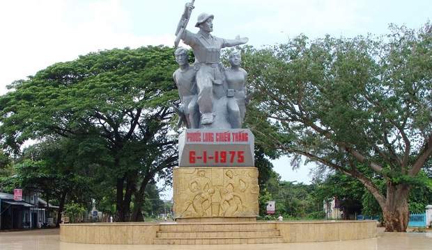 Tượng đài Chiến thắng Phước Long.